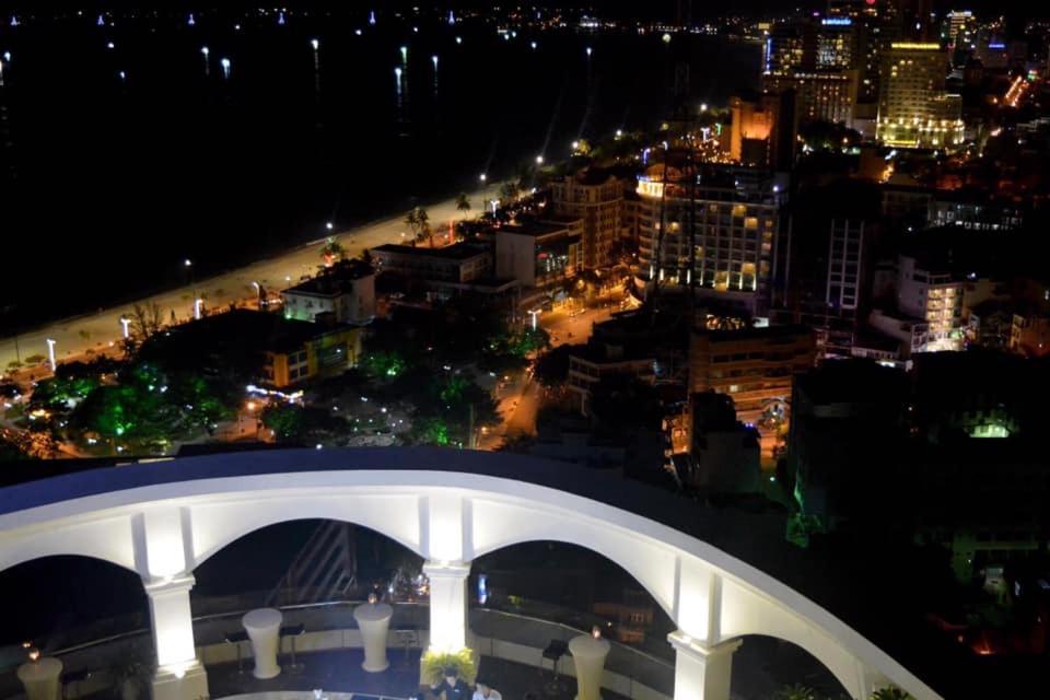 Bavico International Hotel Nha Trang Exterior foto