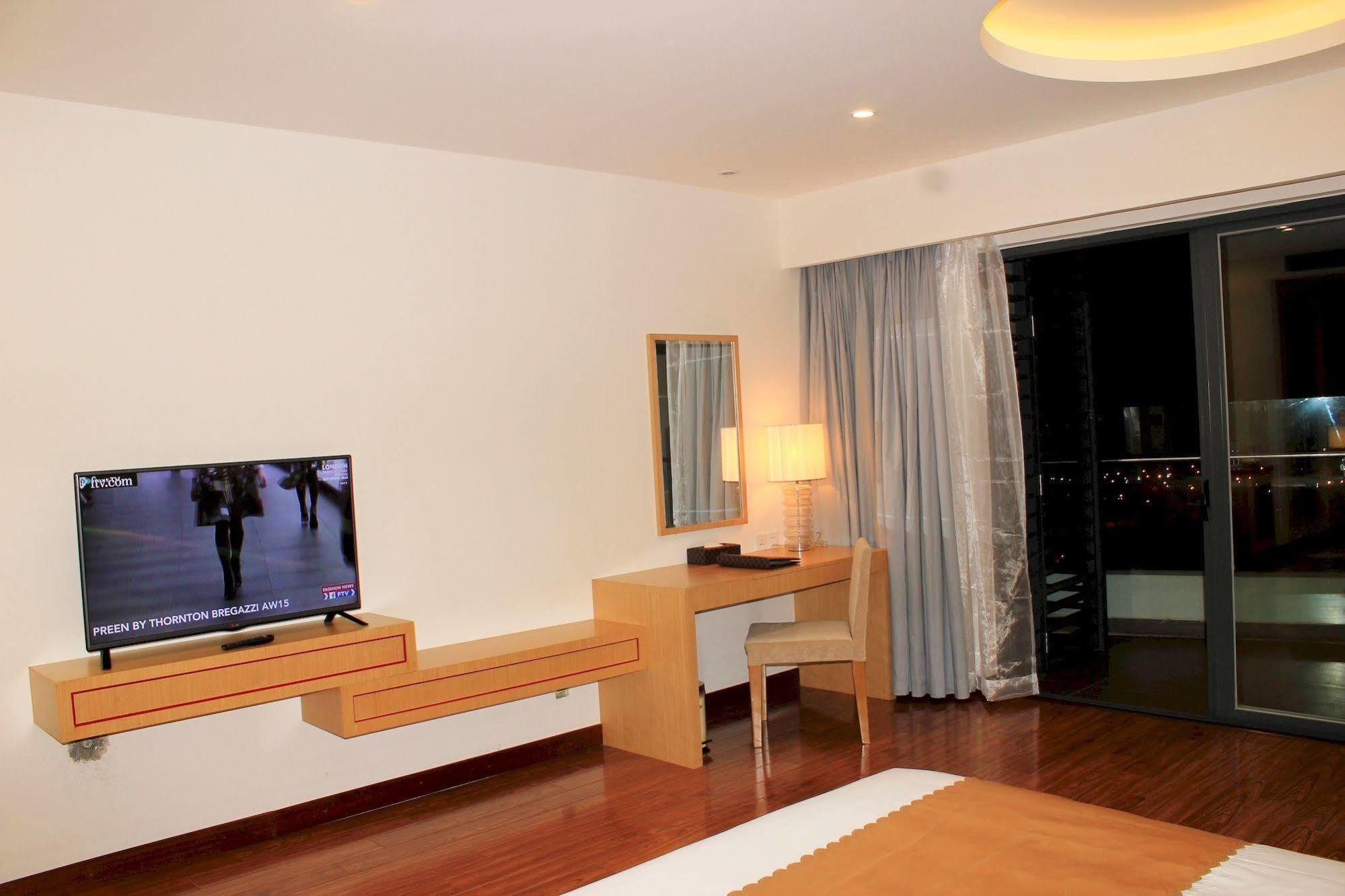 Bavico International Hotel Nha Trang Exterior foto